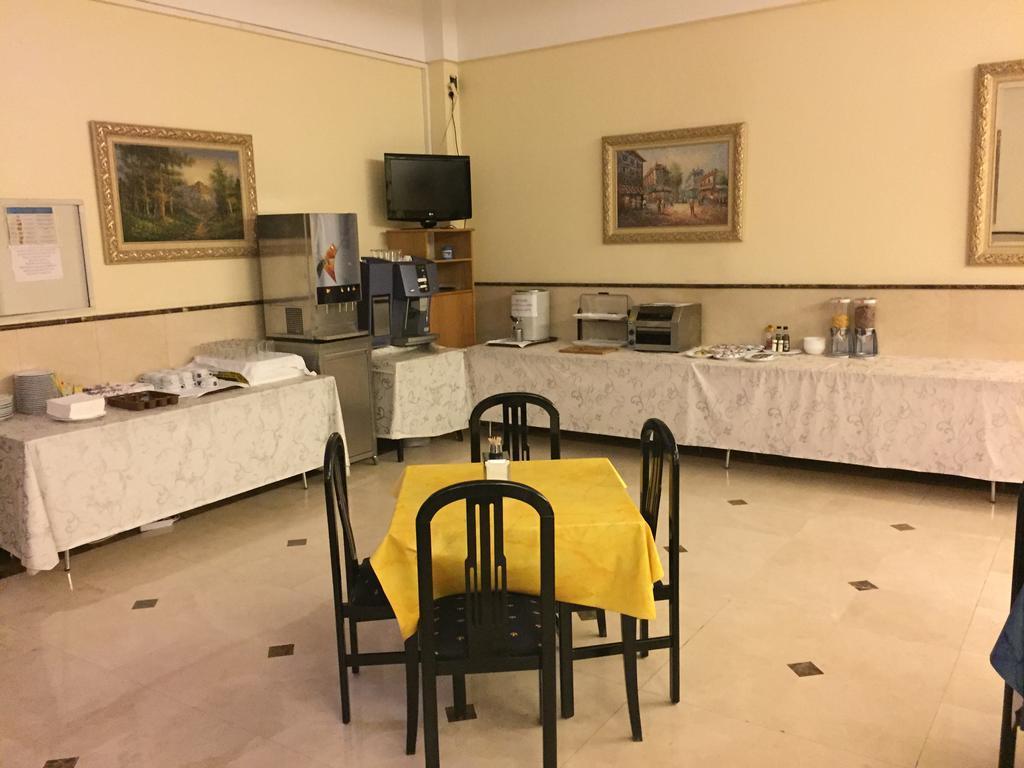 Hotel Ciudad De Fuenlabrada Ngoại thất bức ảnh