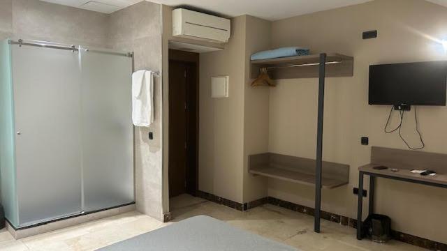 Hotel Ciudad De Fuenlabrada Ngoại thất bức ảnh