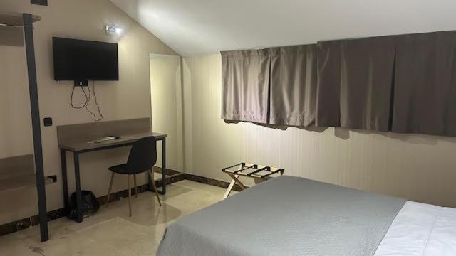 Hotel Ciudad De Fuenlabrada Ngoại thất bức ảnh