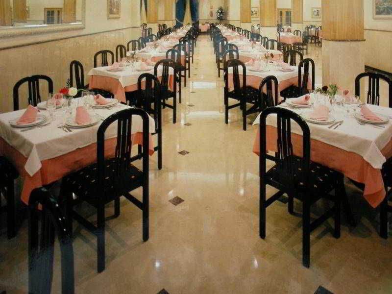 Hotel Ciudad De Fuenlabrada Ngoại thất bức ảnh
