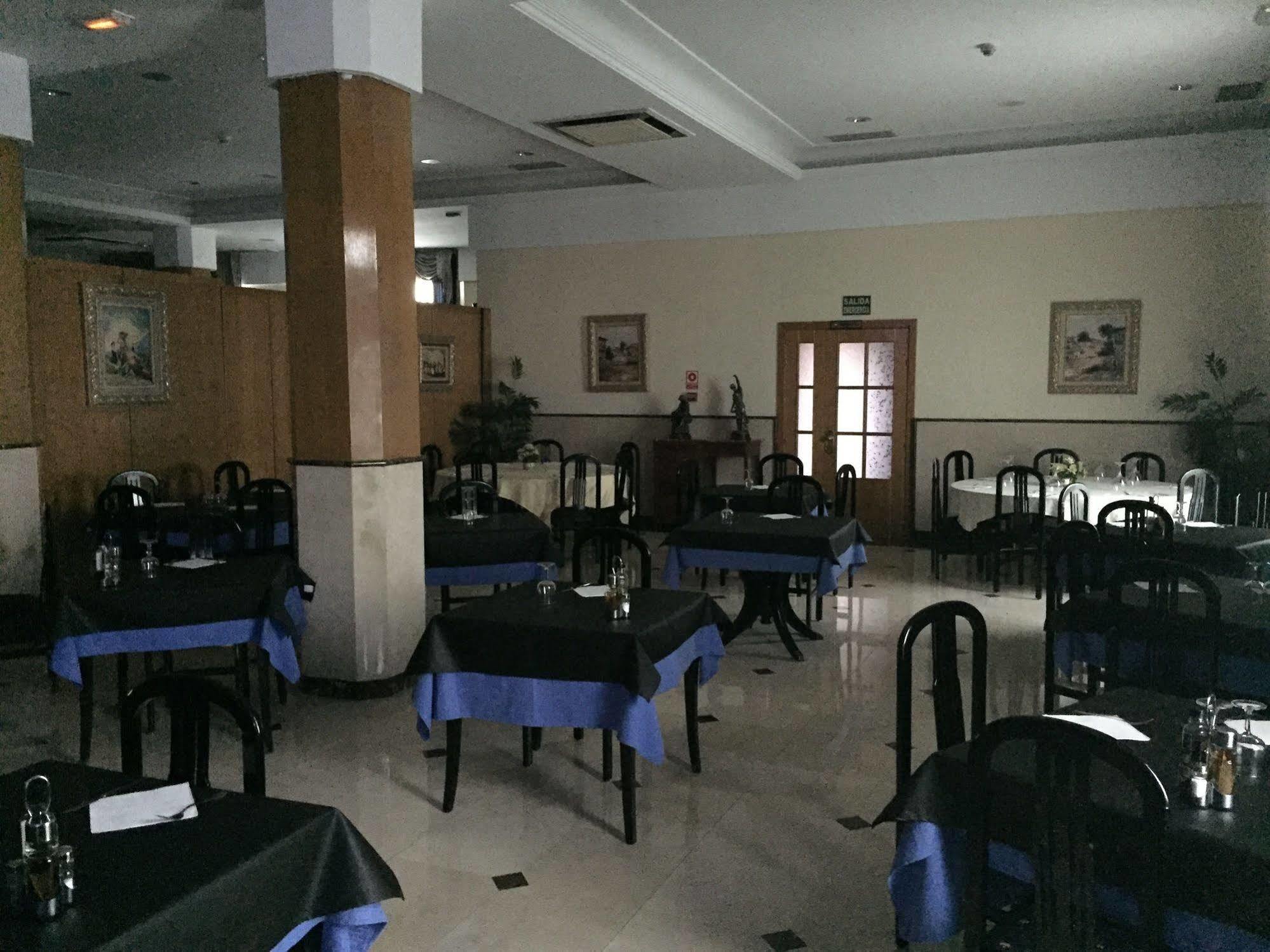 Hotel Ciudad De Fuenlabrada Ngoại thất bức ảnh