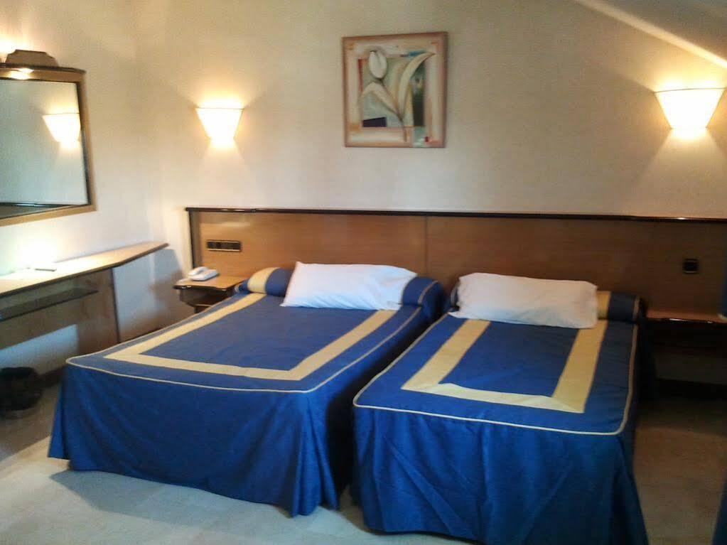 Hotel Ciudad De Fuenlabrada Ngoại thất bức ảnh