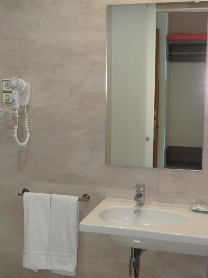 Hotel Ciudad De Fuenlabrada Ngoại thất bức ảnh