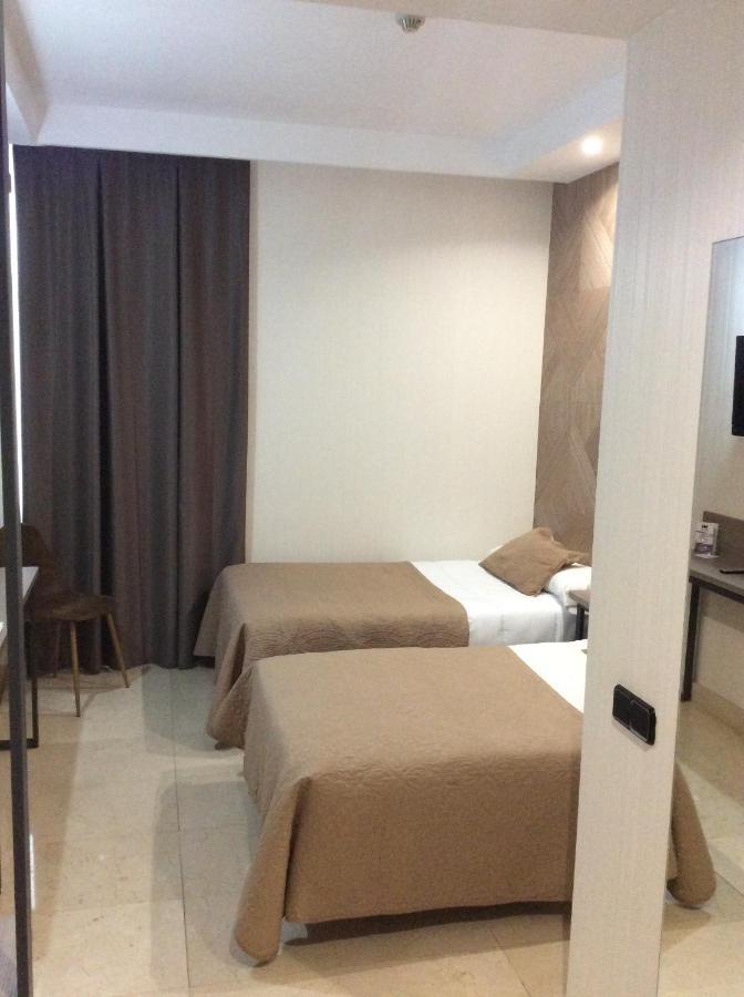 Hotel Ciudad De Fuenlabrada Ngoại thất bức ảnh