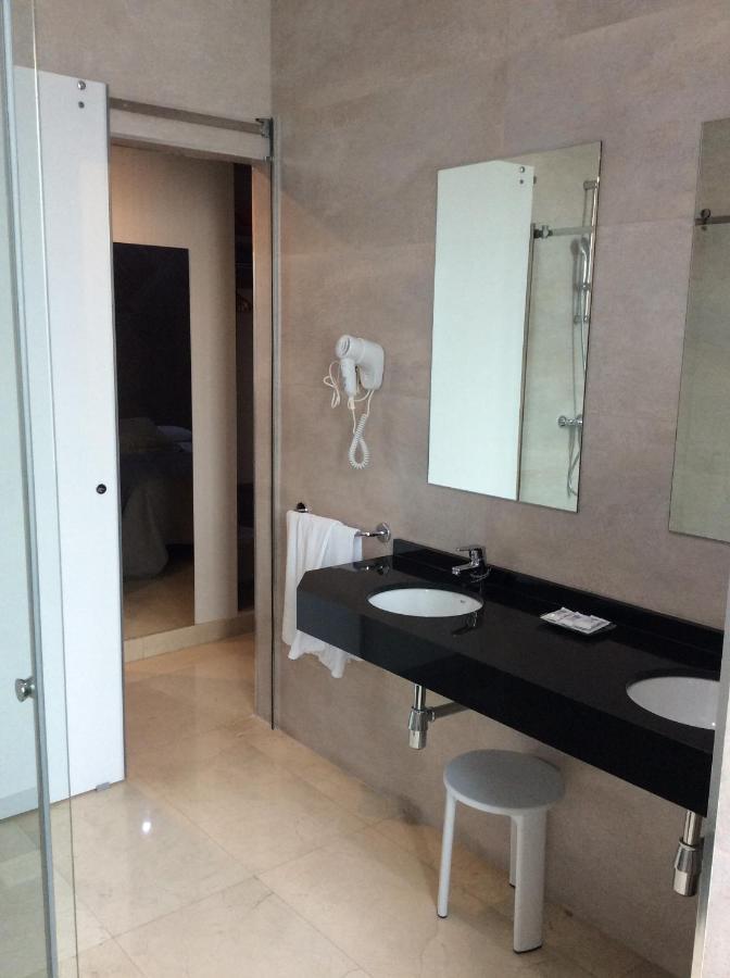 Hotel Ciudad De Fuenlabrada Ngoại thất bức ảnh